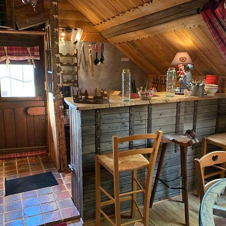 Gite "Le Refuge" Dans Un Domaine De 7Ha Au Calme Vimoutiers Exteriör bild