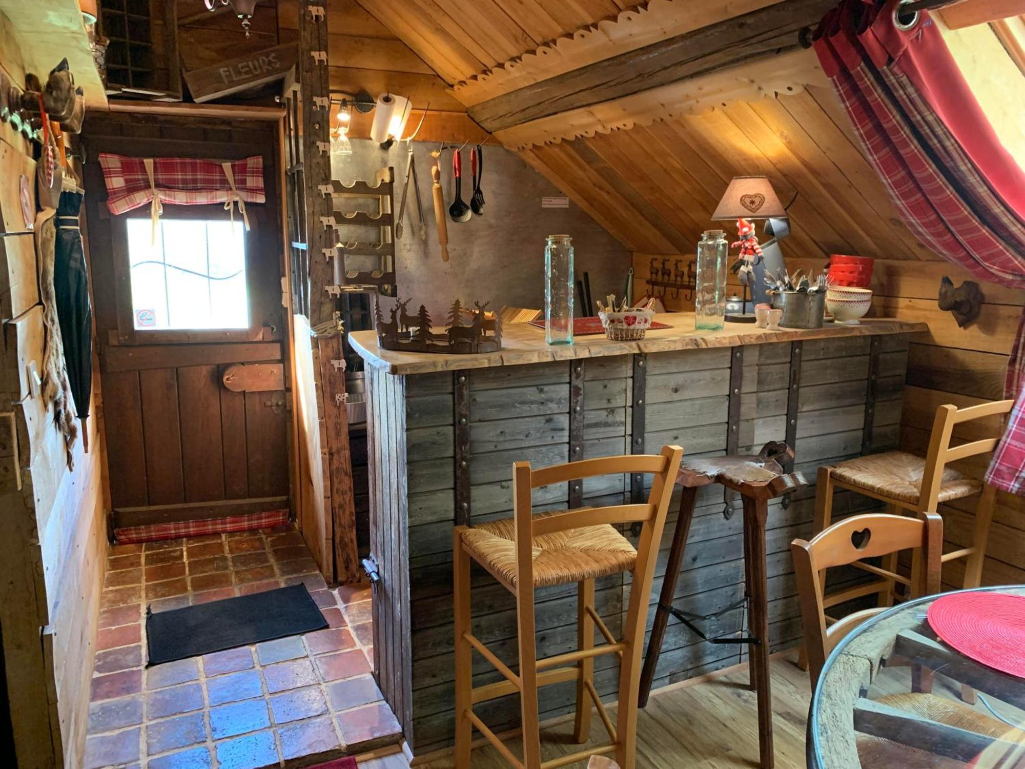 Gite "Le Refuge" Dans Un Domaine De 7Ha Au Calme Vimoutiers Exteriör bild